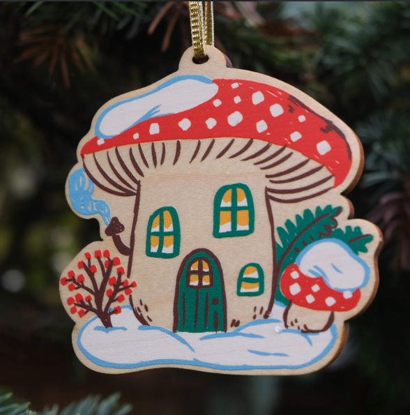 Ornament-Winter Mushroom House